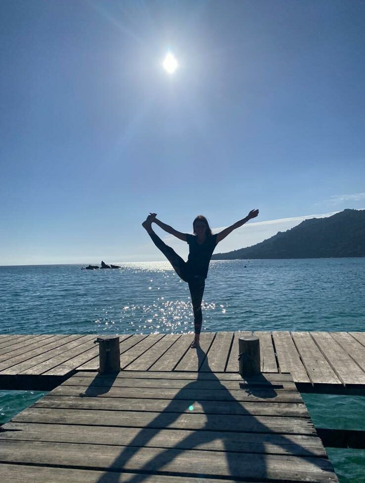    Yoga Ashanti Gap